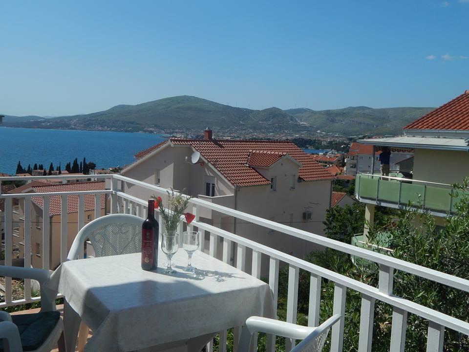 Apartment Arleta Trogir Luaran gambar